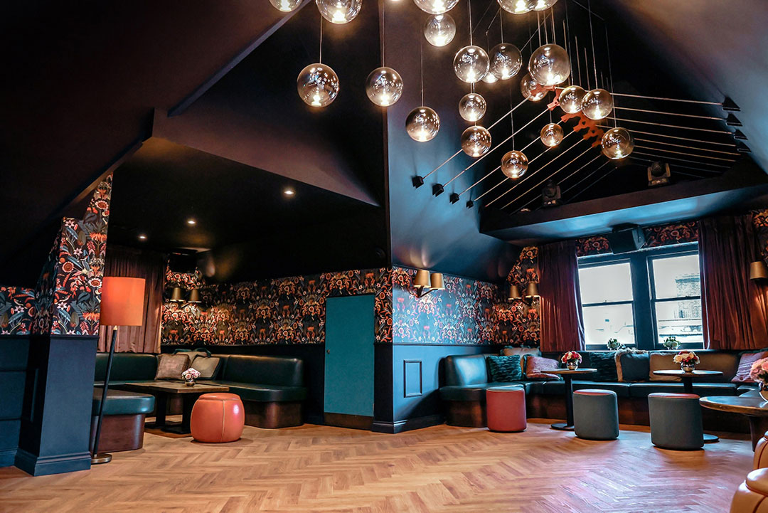 Albert’s-Champagne-Bar_gallery4