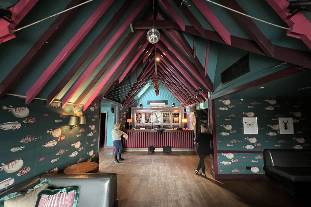 Albert’s-Champagne-Bar_gallery8